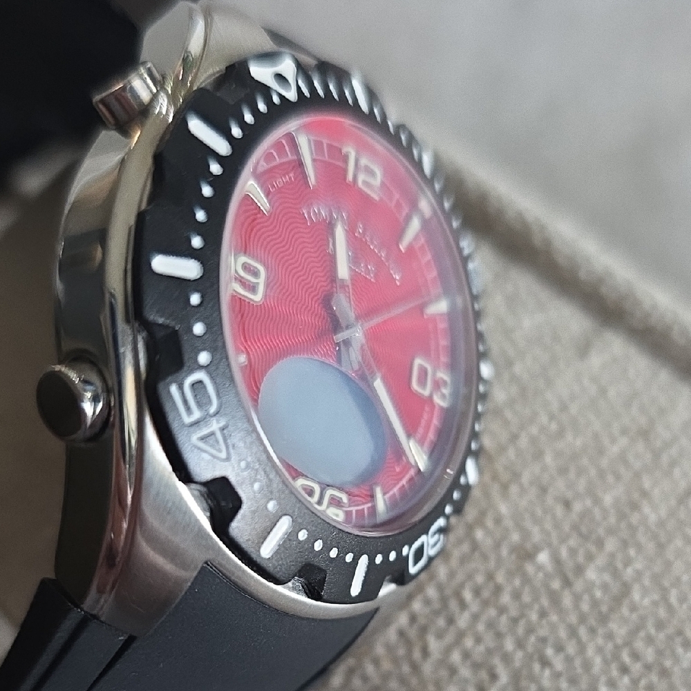 Tommy Bahama Black and Red Dial Watch - Picture 5 of 8
